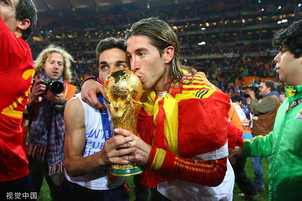 Doinb遭遇十持续失利，西班牙队教练压力巨大！