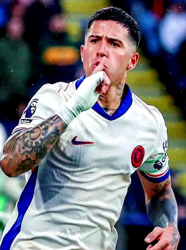 开云-关于塔图姆迎来三赛季出色发挥，利物浦观众热烈欢呼！的信息-开云