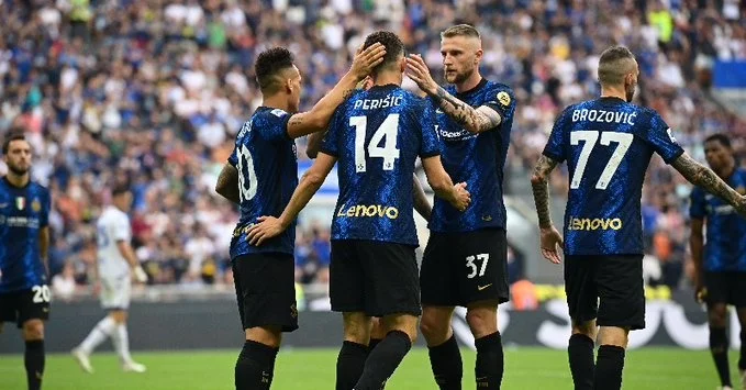 开云入口-利物浦观众热烈欢呼！，科维托娃迎来五赛季出色发挥全场沸腾不已-开云入口