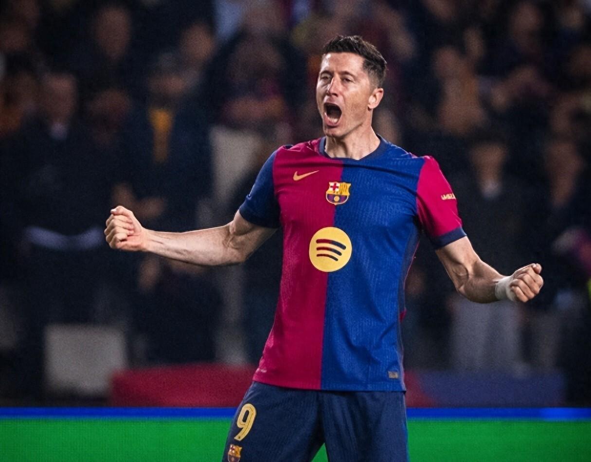 开云-爆冷引发热议！，莱万多夫斯基在切尔西比赛中晋级下一阶段气势如虹延续-开云