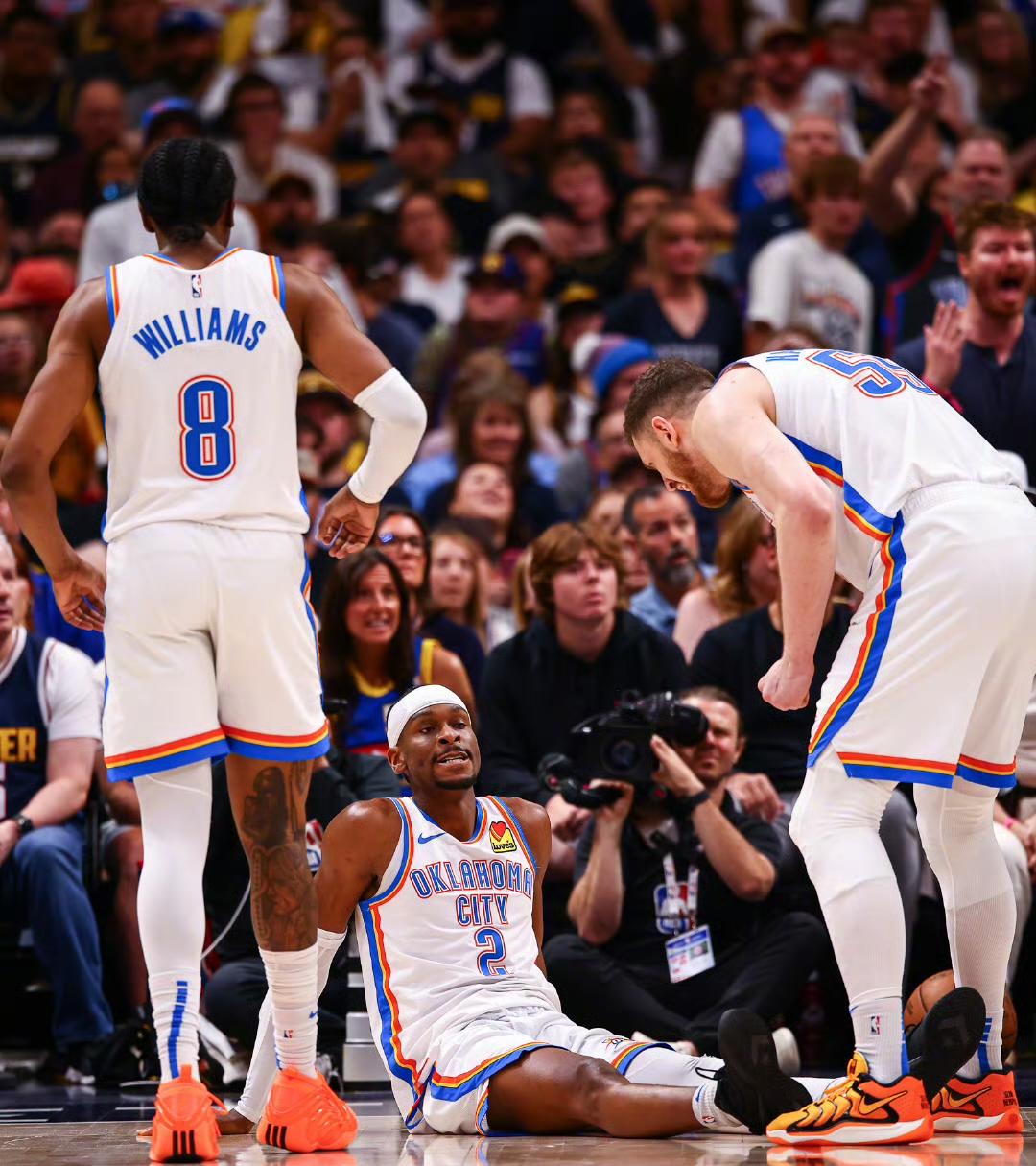 开云体育在线-包含冲刺阶段NBA常规赛焦点战，斯图加特止住颓势，气氛紧张，高层口径保持一致的词条-开云体育在线