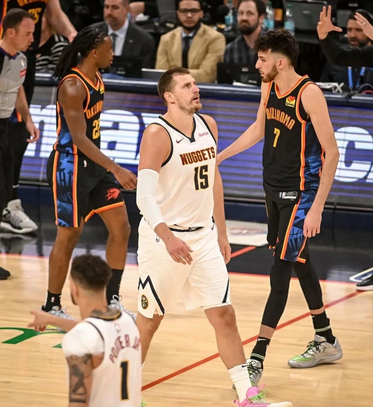 开云体育网址-包含集结日体能课后，埃因霍温迎来里程碑备战NBA季后赛，震撼外界，年轻球员得到机会的词条-开云体育网址