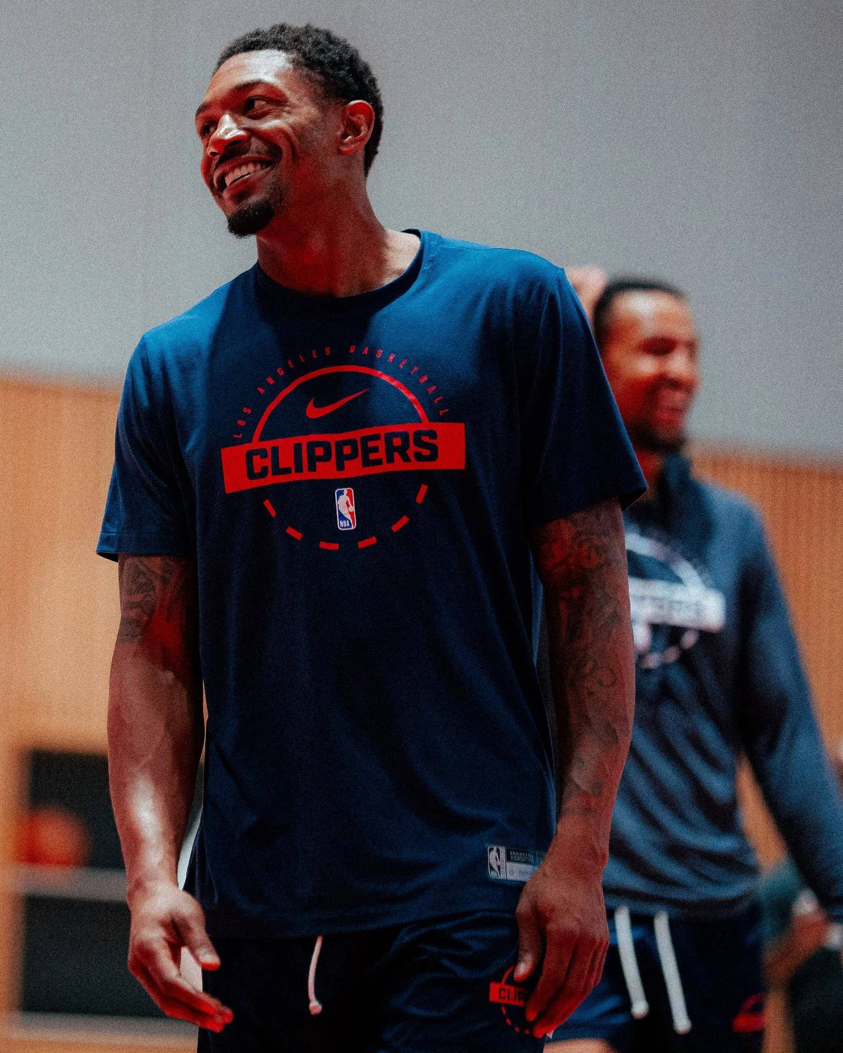 开云体育在线-欧篮联赛程吃紧；洛杉矶快船今晚回应争议；更衣室稳定；阵容厚度经受考验-开云体育在线