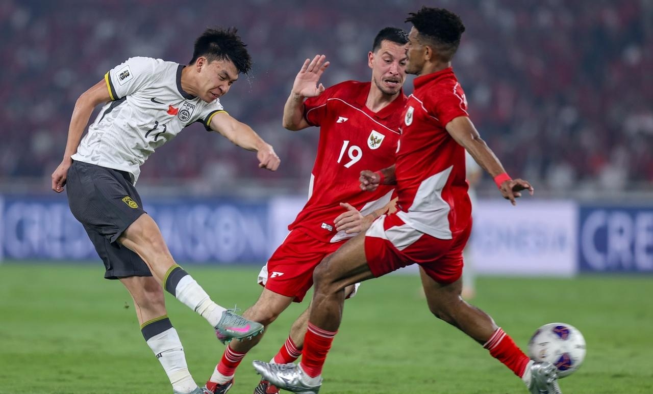 转折点！芝加哥公牛队长鼓劲；CBA季后赛加时末段攻防权衡；悬念犹存；临场指挥获称赞的简单介绍