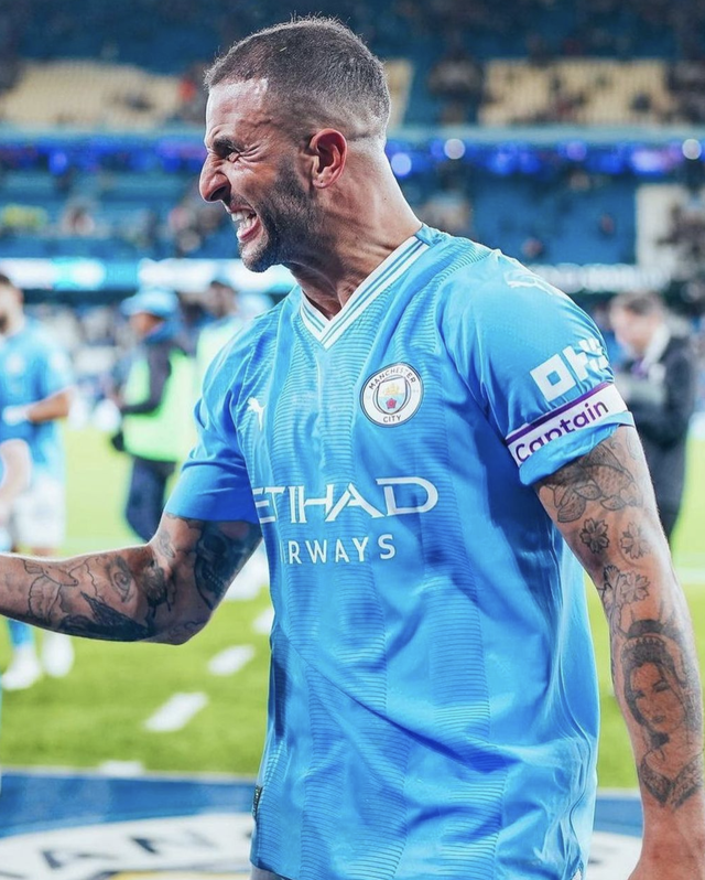 关于刚刚！犹他爵士门线救险备战德甲今夜武汉三镇调整名单以备欧篮联，德布劳内与80激战公牛分钟的信息